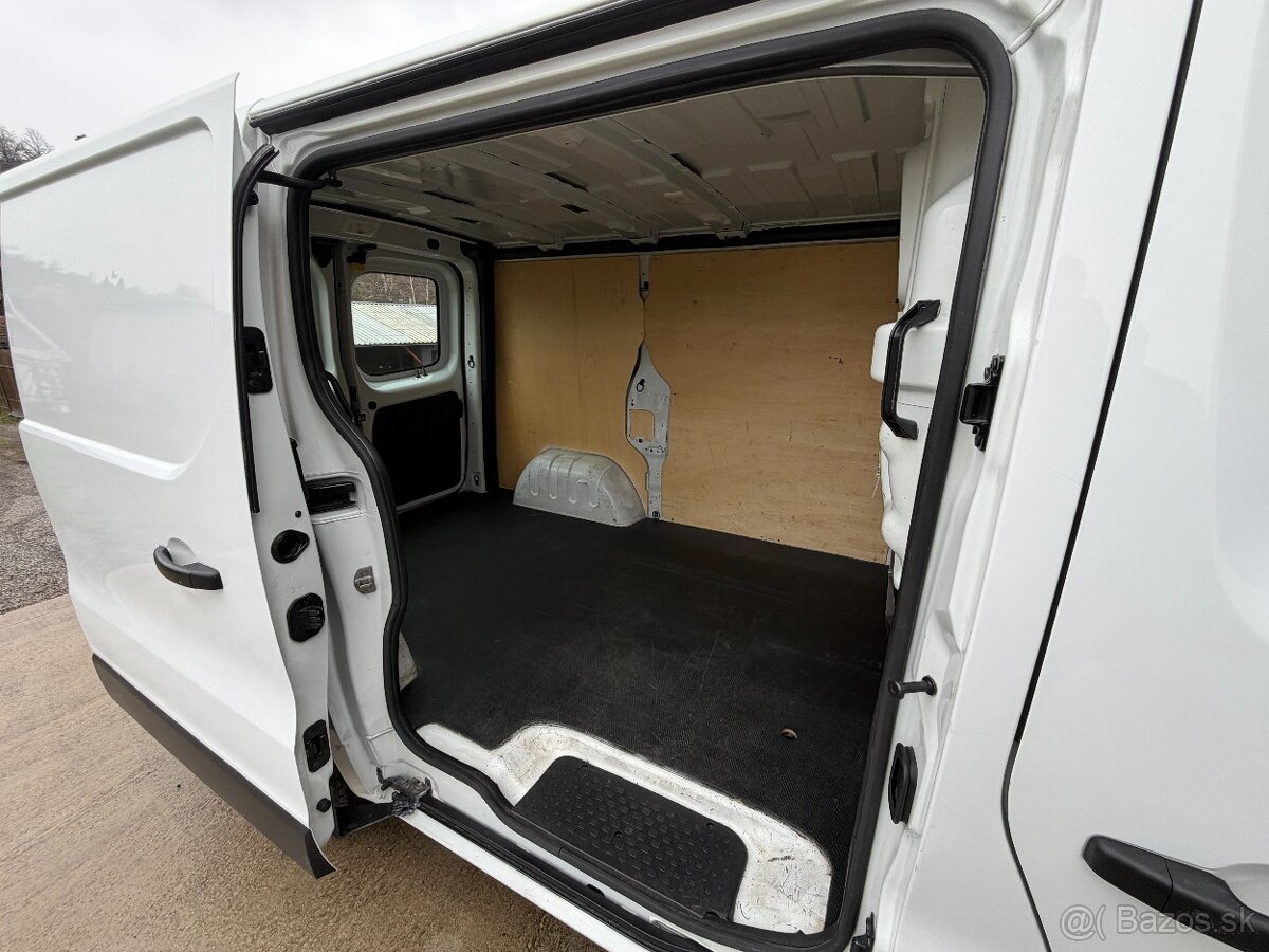 Renault Trafic 1.6 DCI L1H1 70kW - 18