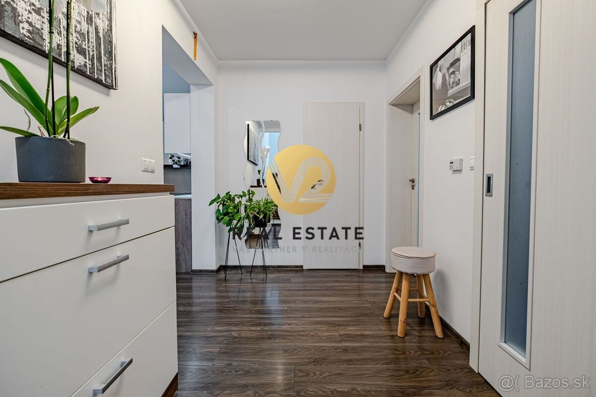 NA PREDAJ 5I RODINNÝ DOM S BAZÉNOM, 10 MIN DO CENTRA NITRY - 18