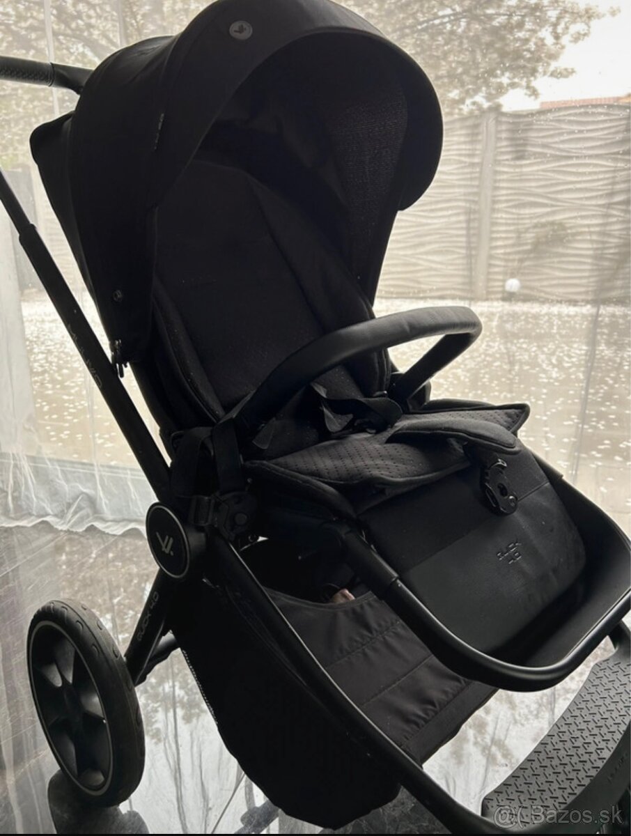 celý set kočiar MUUVO quick 4.0 čiernobiela kombinácia - 18