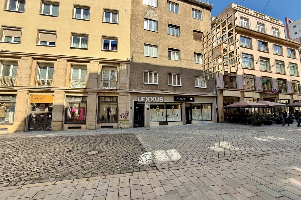 | 2i zariadený byt , Laurinská ul., BA I.- Staré Mesto, 57,3 - 18