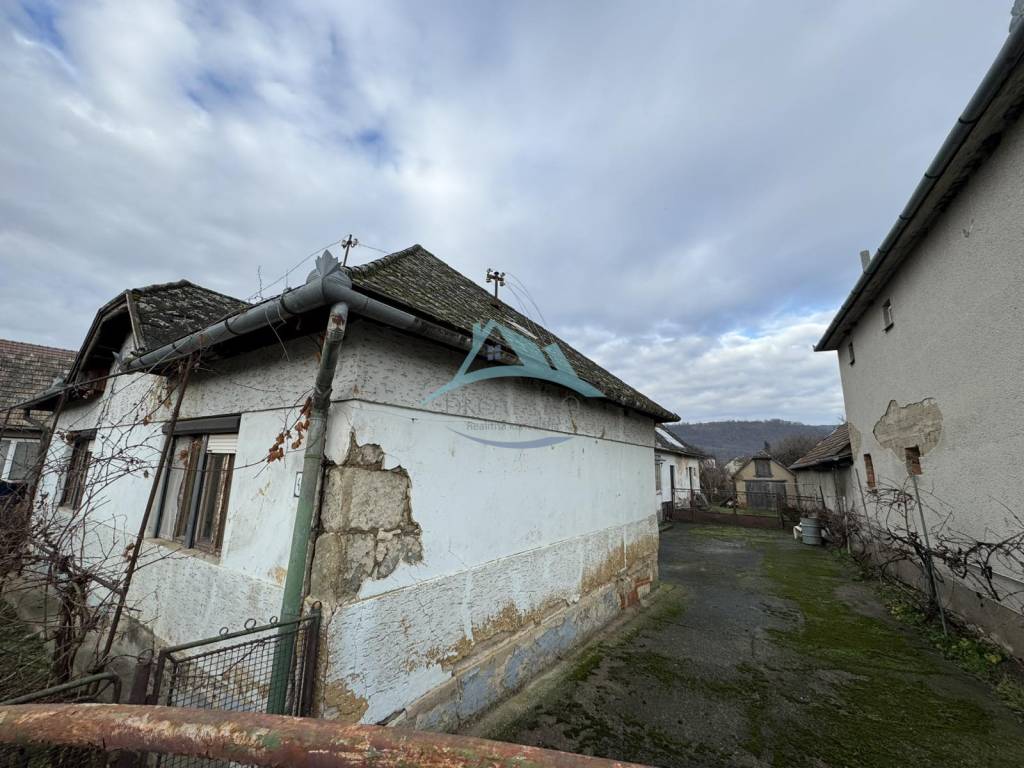 Rodinný dom na predaj v obci Plášťovce (okres Levice) - 18