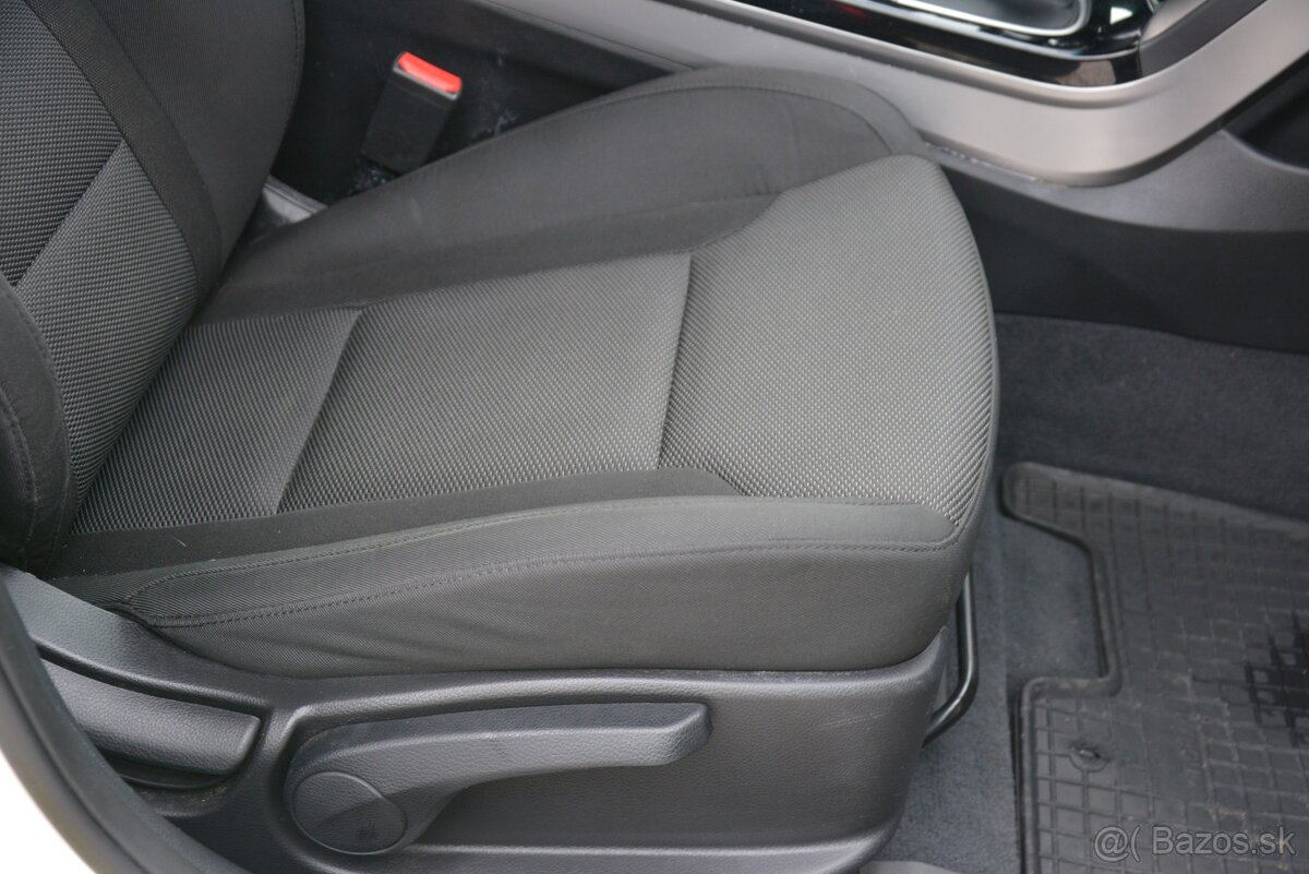 Hyundai i40 CW 1.70 CRDi, SR voz, Automat - 18
