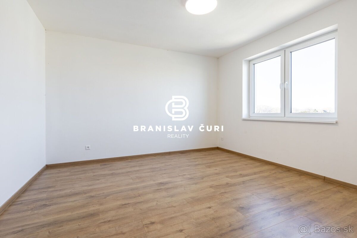 NOVINKA - ZARIADENÝ 5-IZB. RODINNÝ DOM V REZIDENCII KRÁSNA - - 18