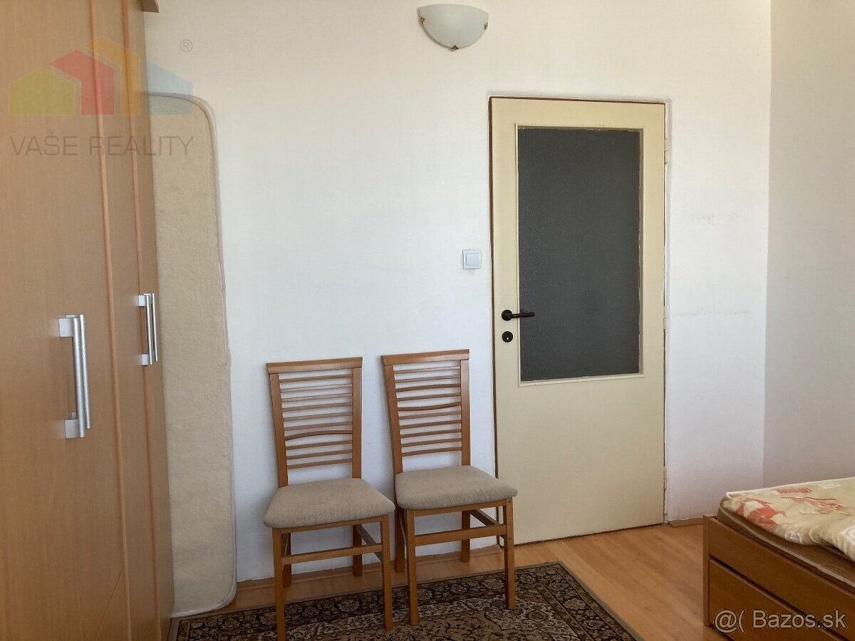 ZNÍŽENÁ CENA - Predaj 3 - izbový moderný byt s dvomi balkón - 18