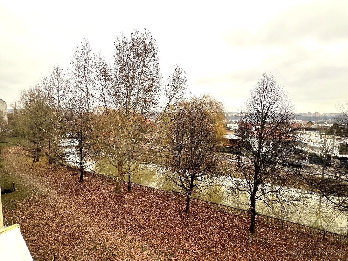 Rezerve - 3 izb. byt (69 m2) / Študentská / Košice - sever - 18