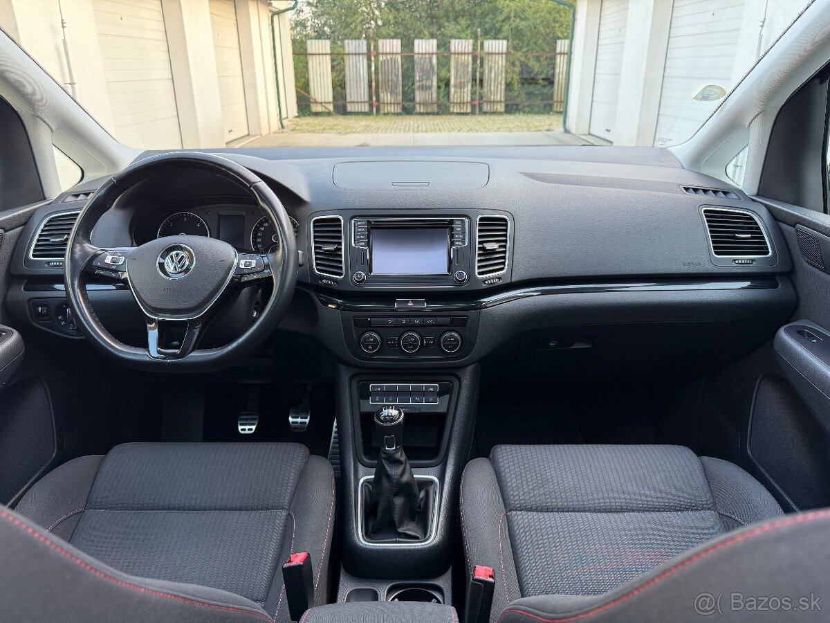 VW Sharan 2.0 TDI SOUND - 18