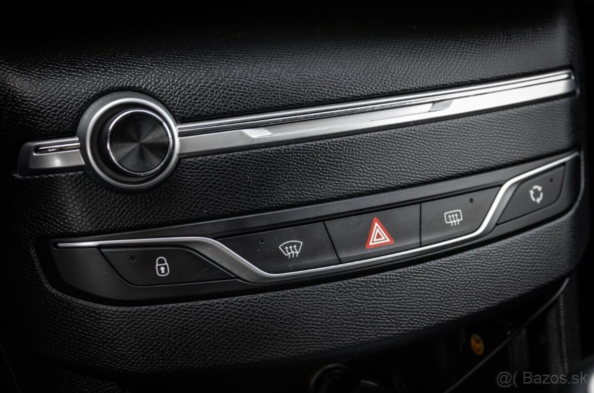 Peugeot 308 1.2 PureTech - 18