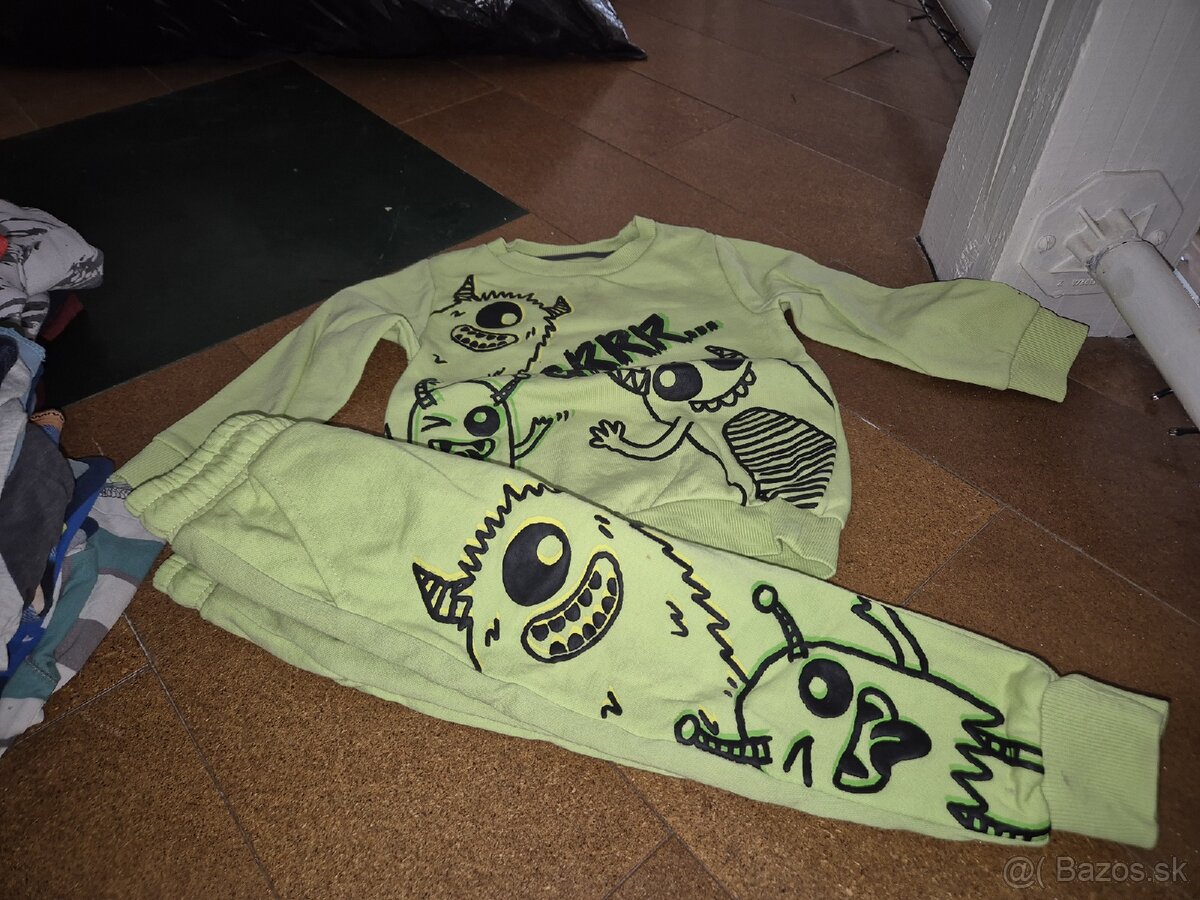 Detské oblečenie 98 - 18