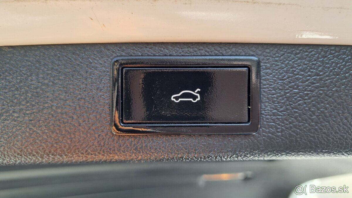 Škoda Superb Combi ELEGANCE 2.0TDi CR DSG - 18