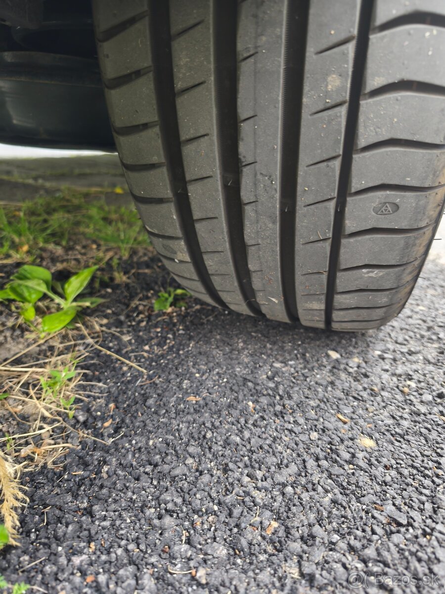 Škoda Superb combi 4x4 DSG 140kw r.v.1/2020 - 18