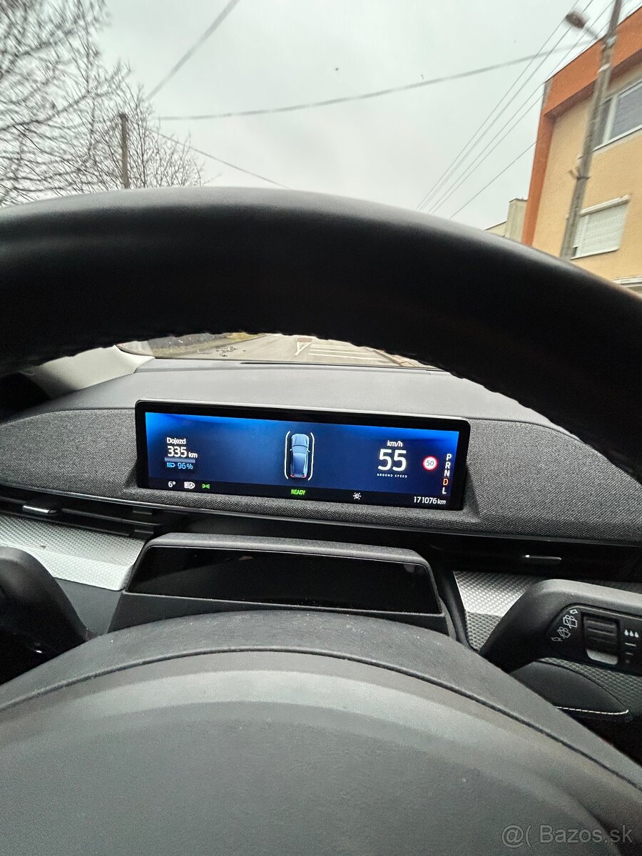 MUSTANG MACH-E 2021 197 kw/ 269k Panorama - 18