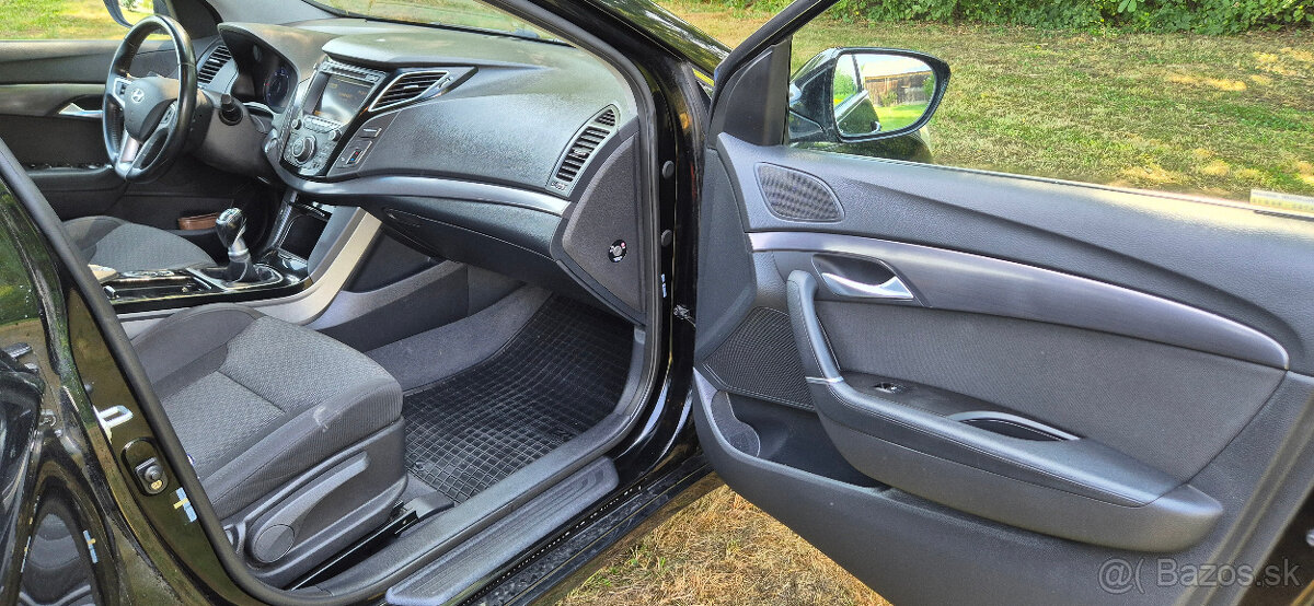 Hyundai i40 sedan 1.7CRDi r.v.:26.9.2014, 165.000km, WEBASTO - 18