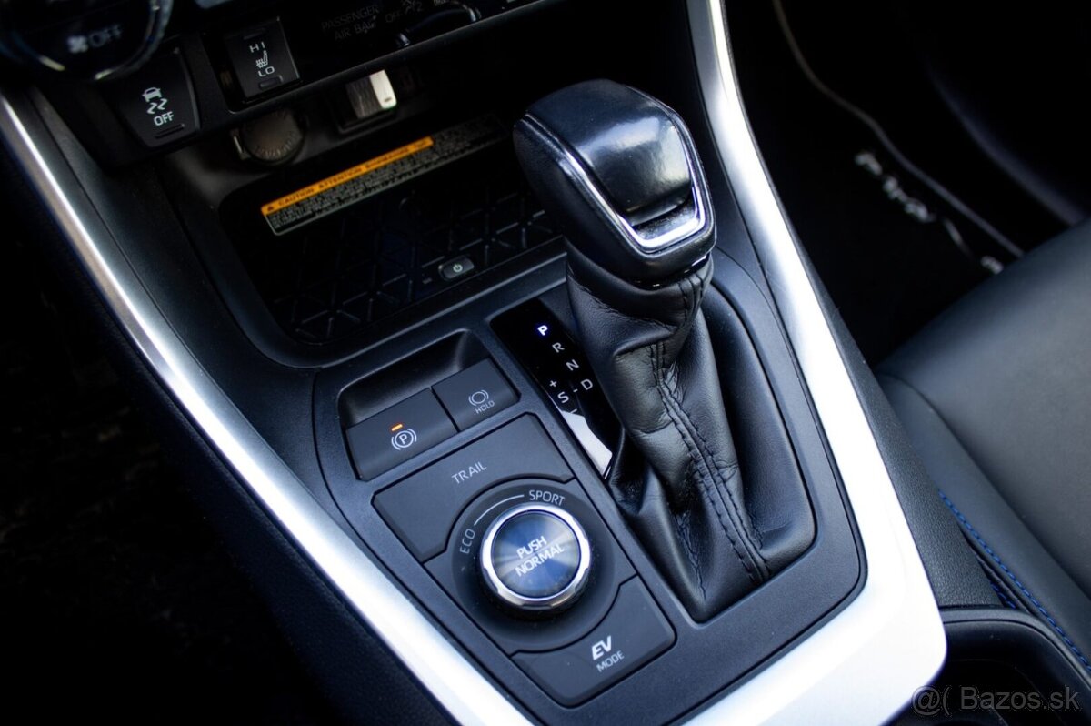 Toyota RAV4 2.5 Hybrid e-CVT Selection AWD 1.Majiteľ - 18