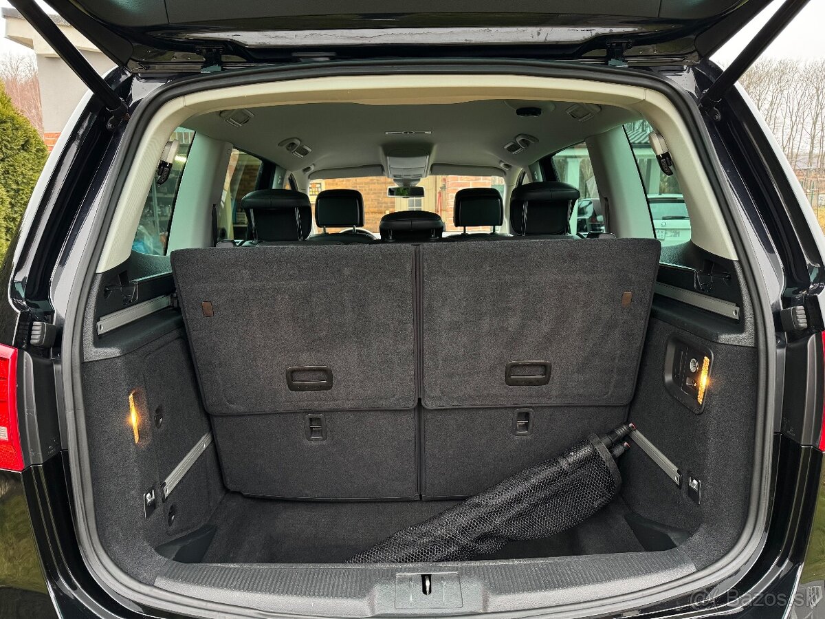 Volkswagen Sharan 2.0 TDI 4-Motion Highline - 18