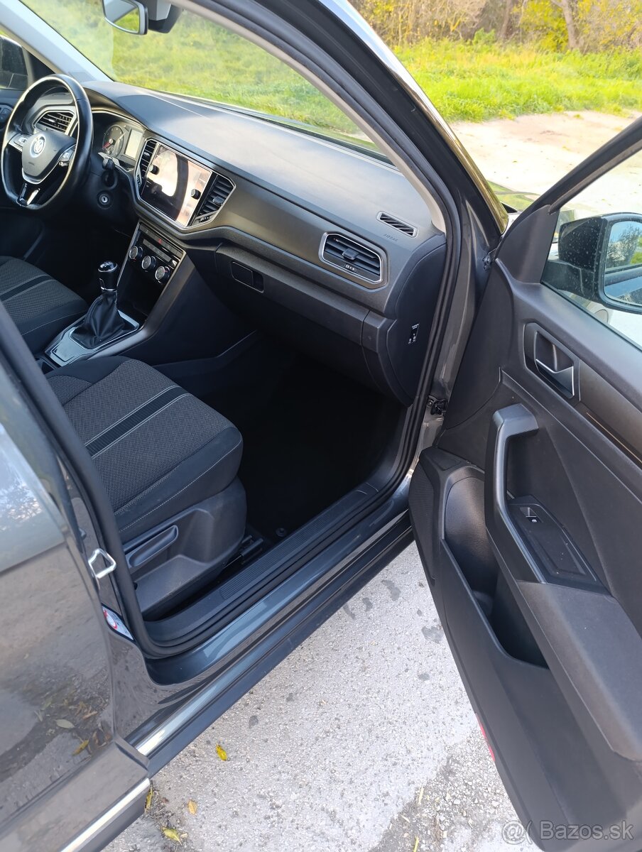 Volkswagen T-Roc 2018 - 18