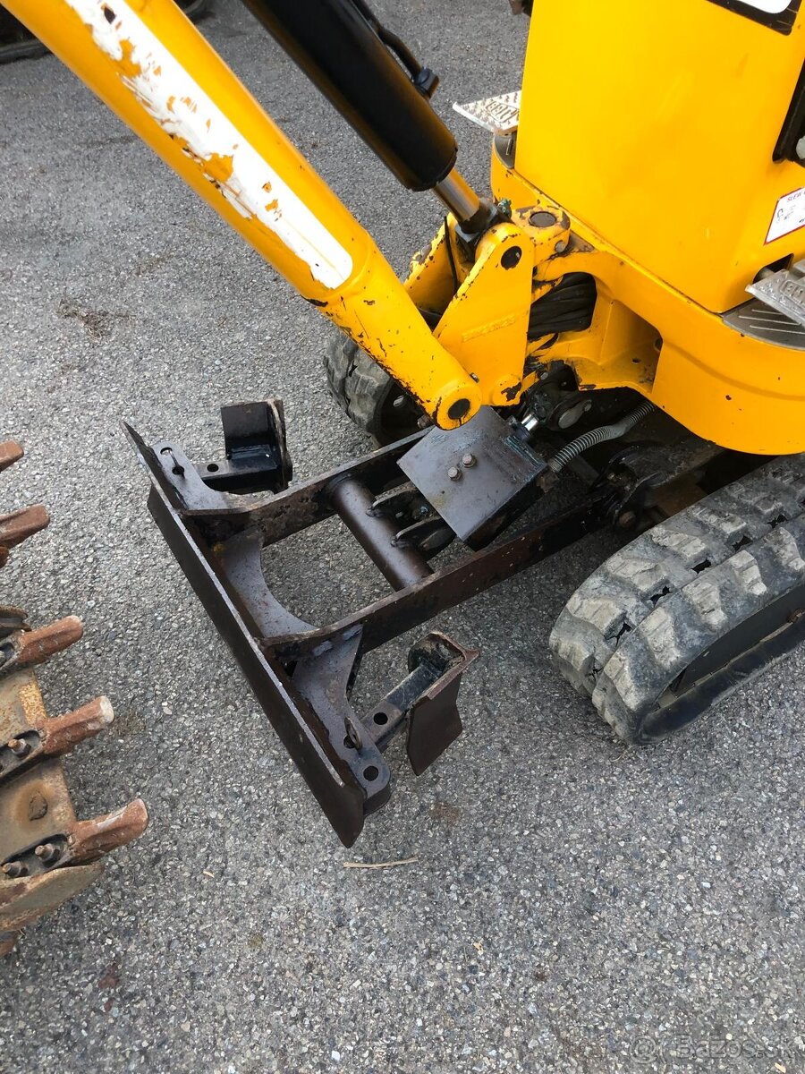 Minibagr JCB 8008 CTS - 18