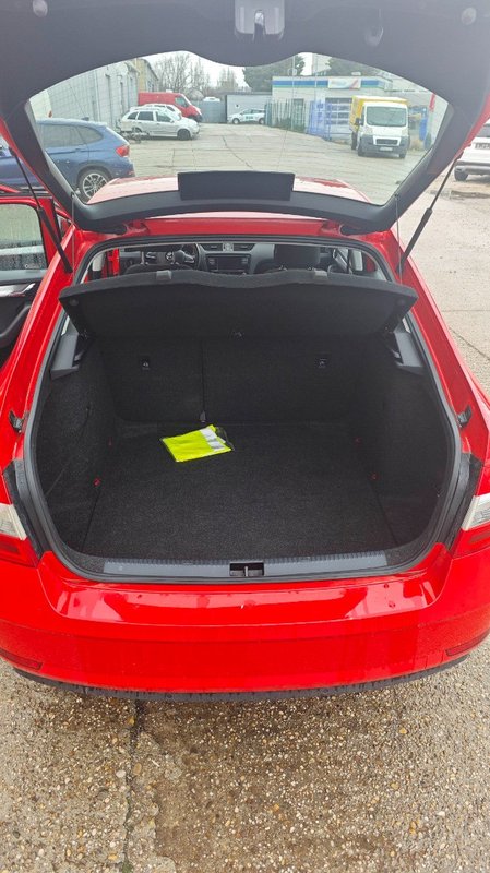 Škoda Octavia 1,6Tdi Active plus - 18