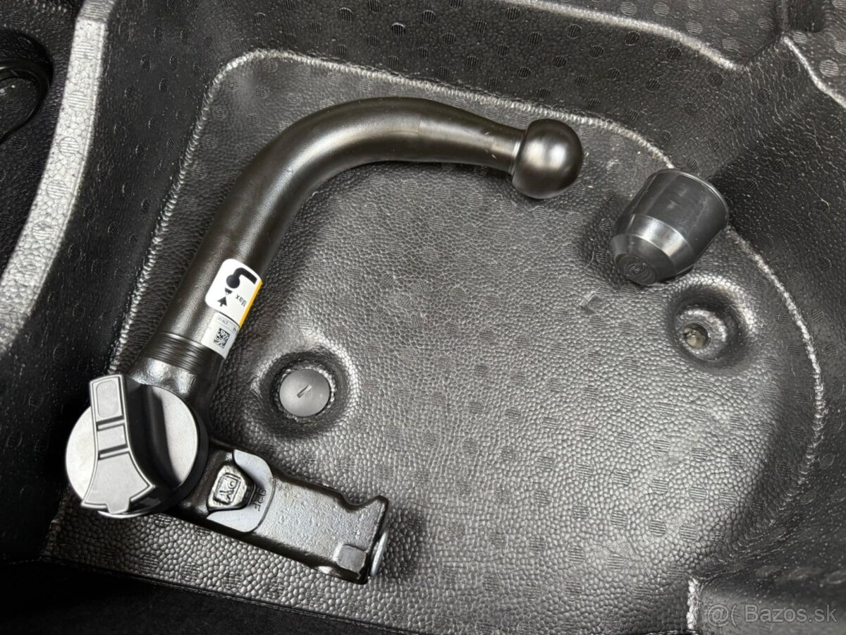 Ford Mustang Mach-E 75,7kWh AWD 4x4, Full LED, ACC - 18