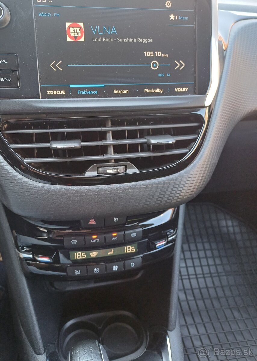 Peugeot 208 6/2018 Nová TK+EK do 2/2028 - 18