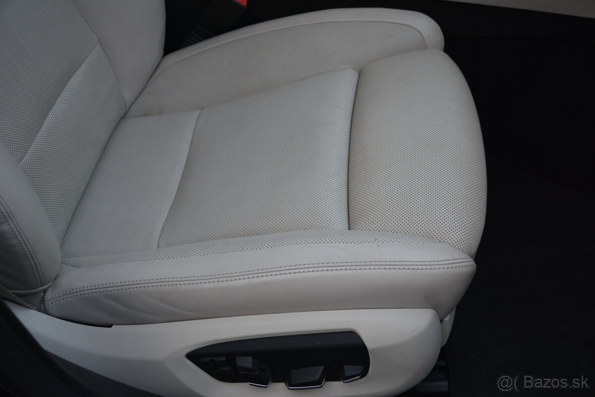 BMW rad 7 3.00 xDrive SR voz, B&O hudba, TOP výbava - 18