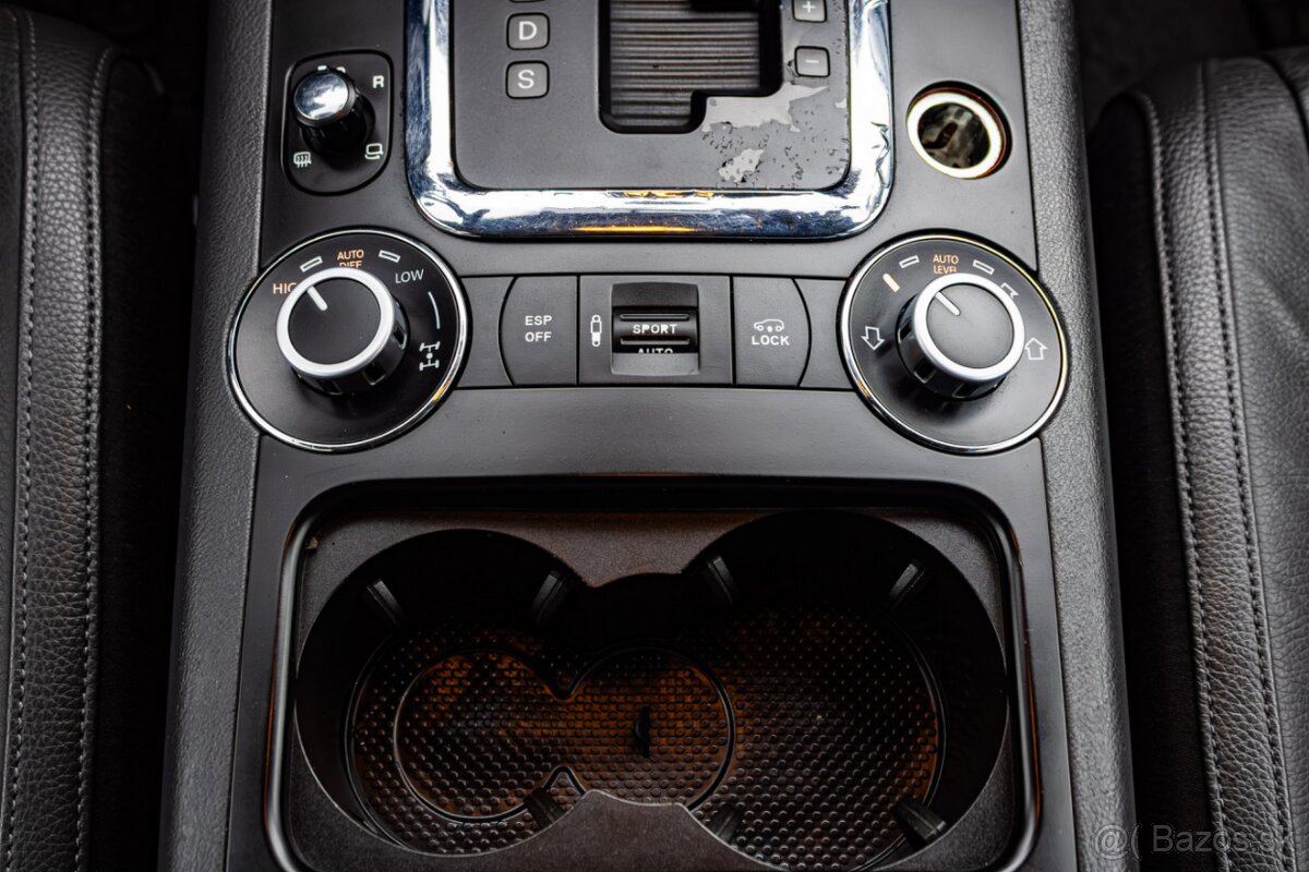 Volkswagen Touareg 3.0 TDI V6 176kW / Vzduch / Pamäť / - 18