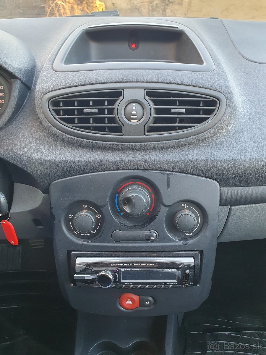 Renault Clio 1.2i - 43 KW benzin. - 18