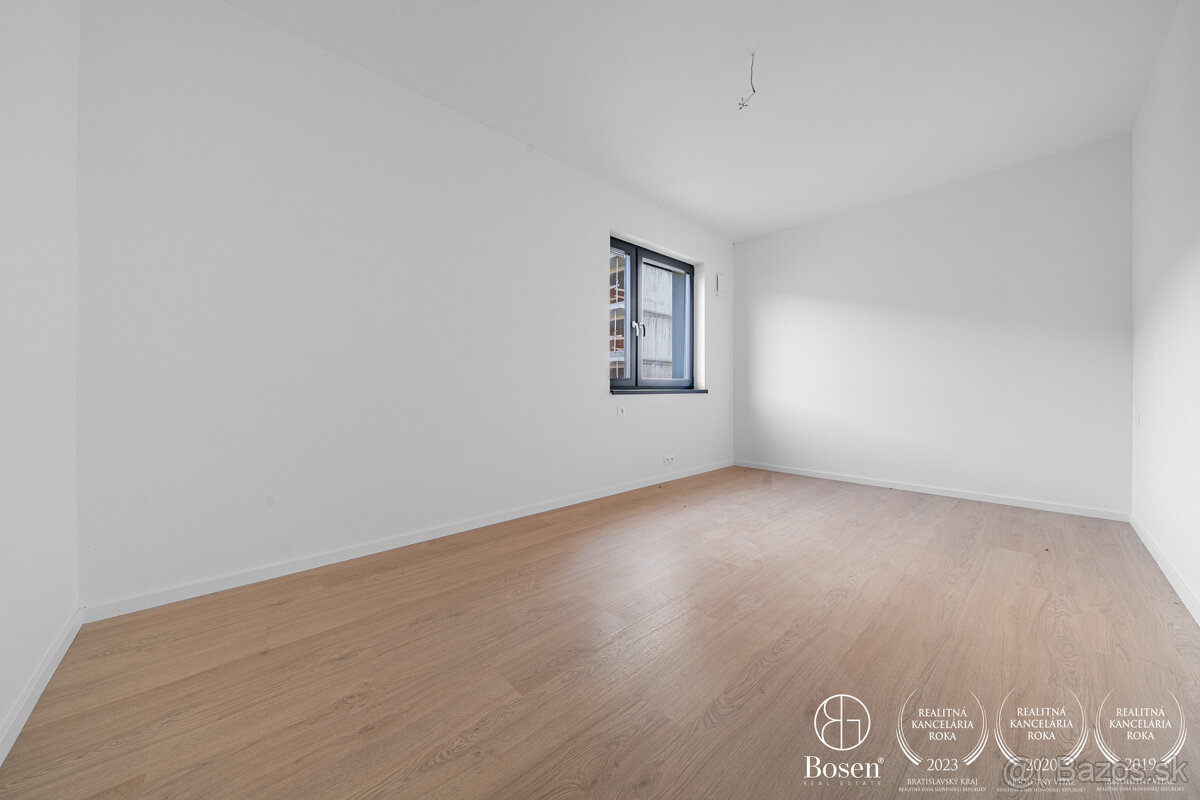 BOSEN Realicity | Moderný 3-izbový byt s terasou v novostavb - 18