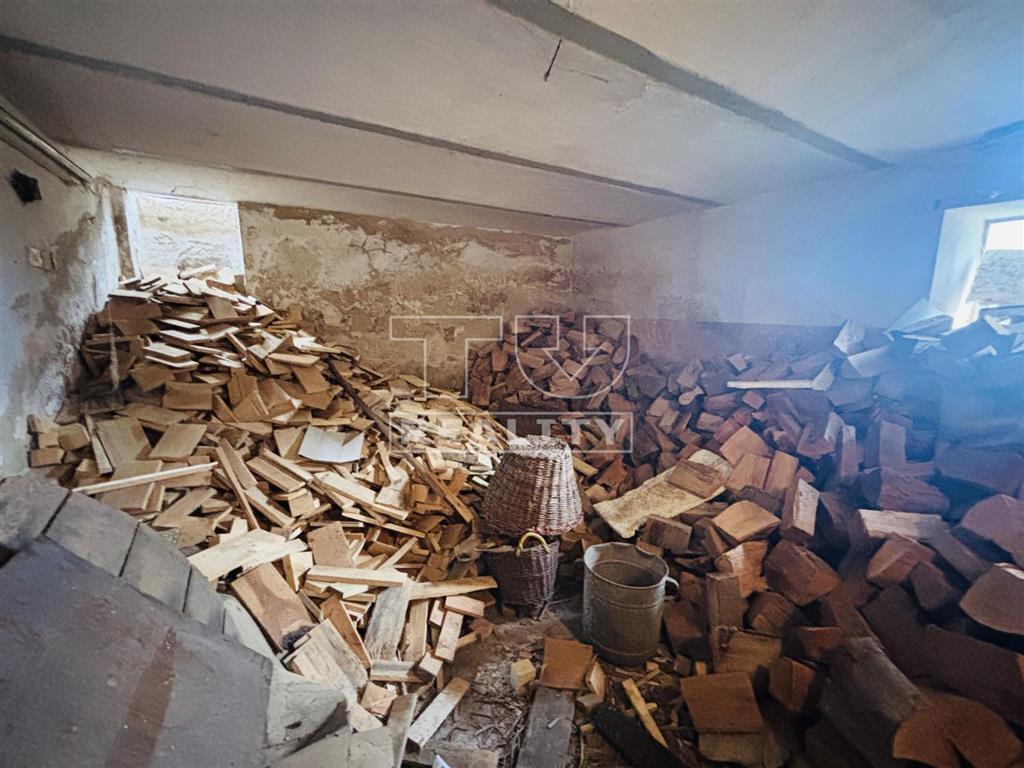 VEĽKÝ RODINNÝ DOM NA POZEMKU 1977 M2, KOŠECKÉ PODHRADIE - 18