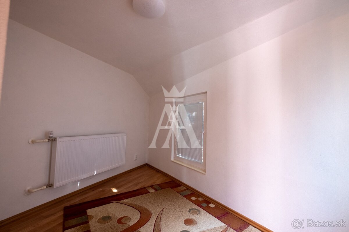 PREDANÉ , DVA DOMY ZA CENU JEDNÉHO, MYSLAVSKÁ ULICA, KOŠICE - 18