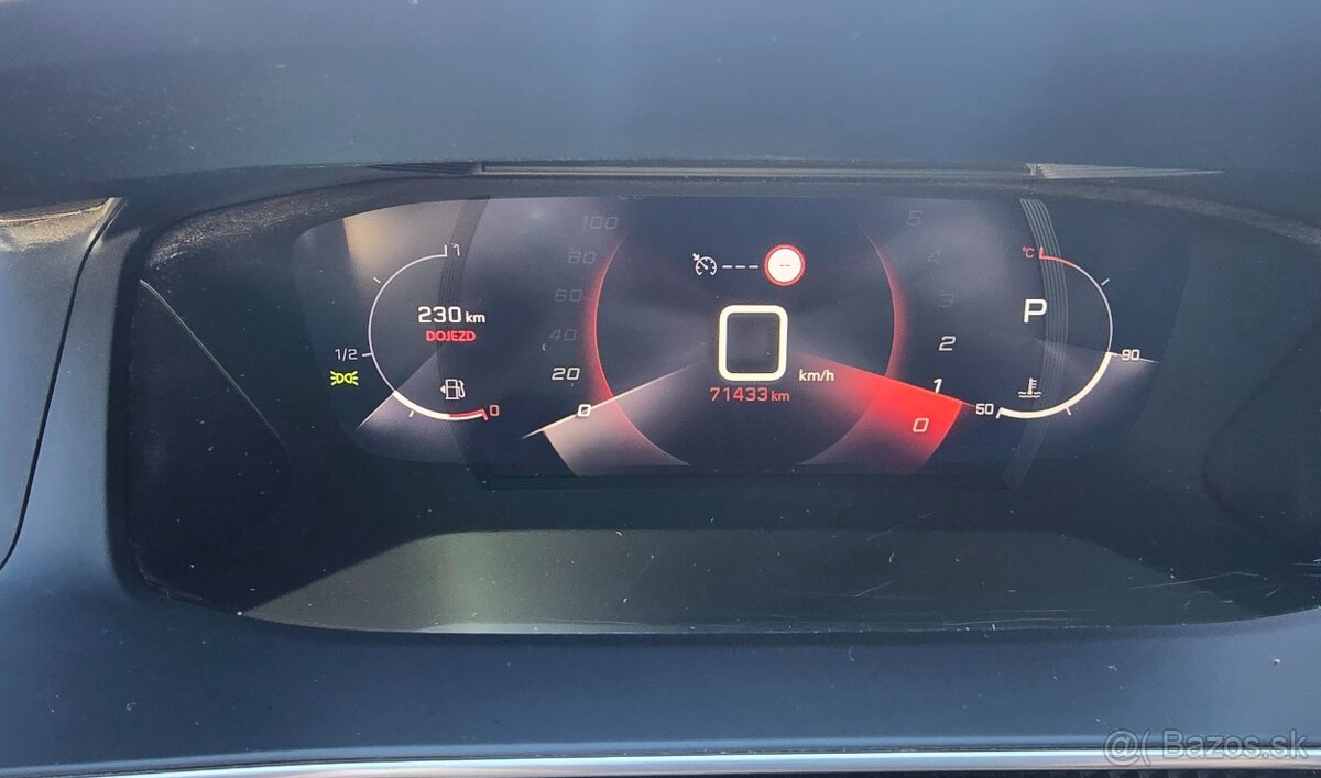 Peugeot 2008 1.2 96kw Allure AT 8 stupňová 70000km - 18