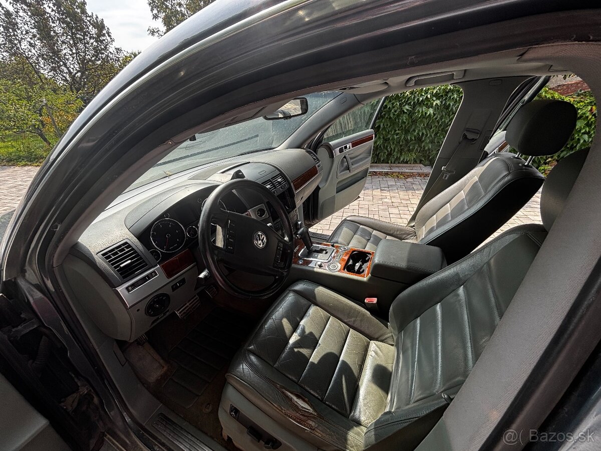 Volkswagen Touareg V10 2003 - 18