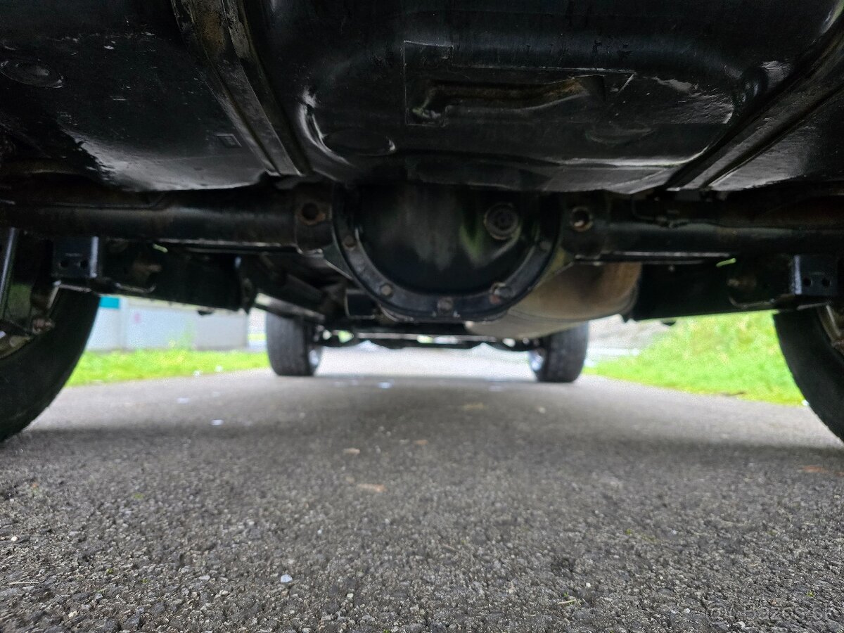 Jeep Cherokee 2,5CRD /105kw Manuál ťažné //BEZ KOROZIE // - 18