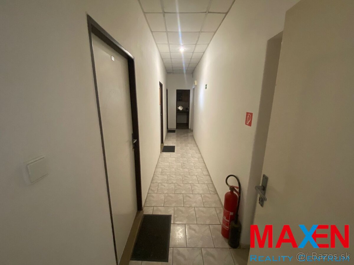 MAXEN HALA ( 00 ) pre výrobu a sklad 1489 m2 + administrat - 18