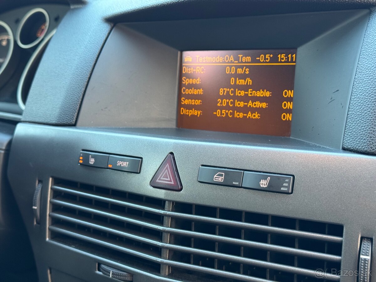 Opel Astra H GTC 2.0 TURBO - 18