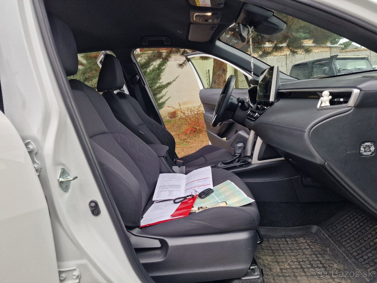 Toyota Corolla Cross 1.8 Hybrid Style e-CVT 140k (v Záruke) - 18