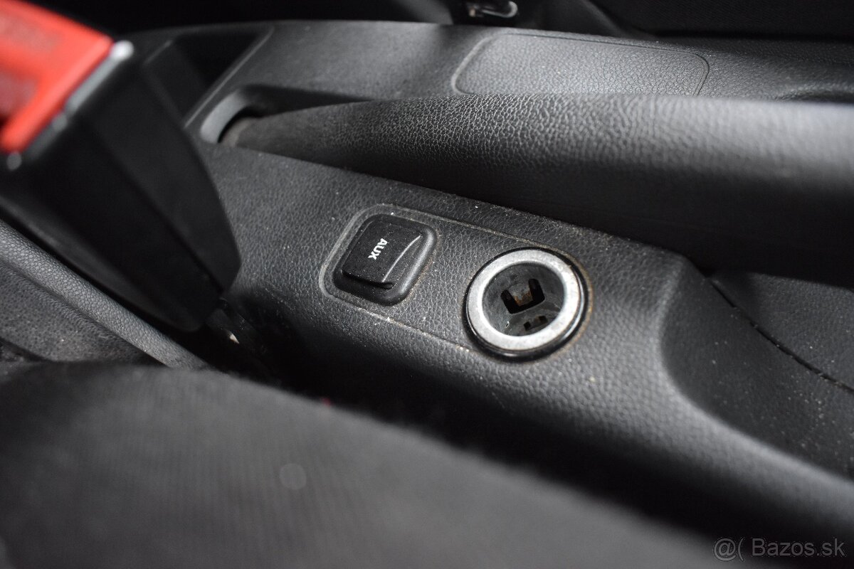 Škoda Fabia Combi 1.6 TDI 55Kw MT/5 - 18