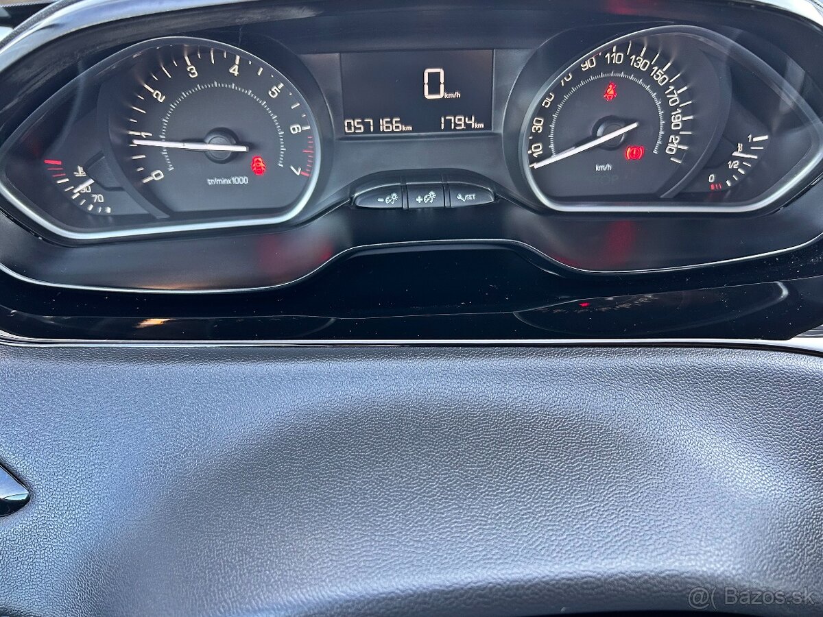 Peugeot 208 1.2 PureTech 61kW MT5 Active - 18