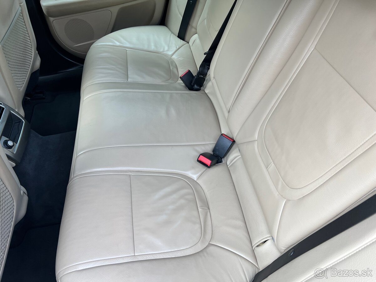 Jaguar XF 3.0 V6 S/C Premium Luxury AWD - 18