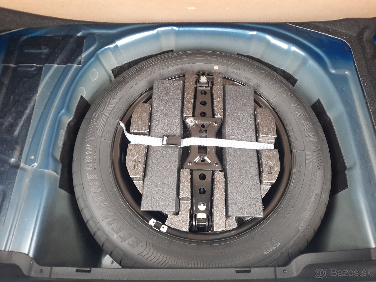 Škoda Kamiq Selection 1,0 TSI 85kW 7 AP DSG - 18