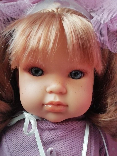 Babika vo svetriku - 18