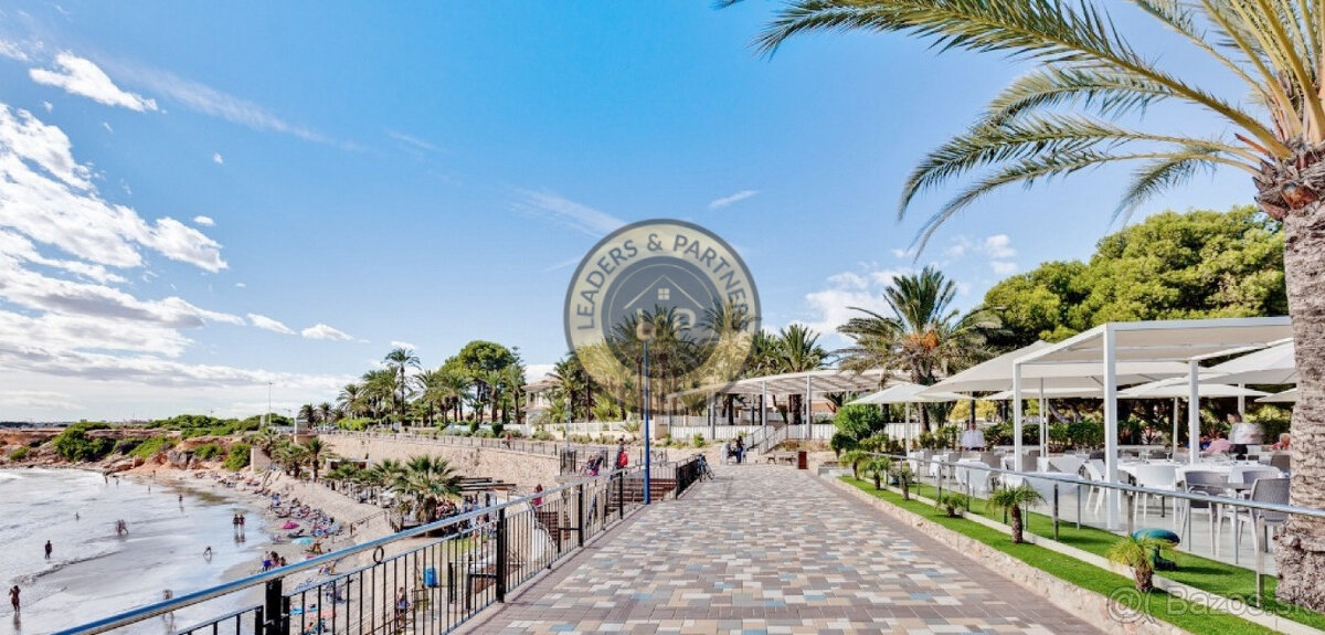 Moderný apartmán 3+kk Alicante-Punta Prima, Španielsko - 18