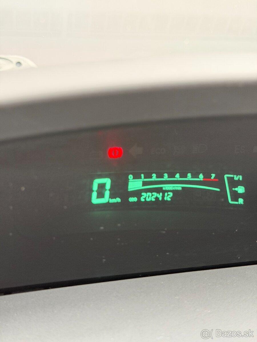 Toyota Yaris 1.0I VVT-i - 18