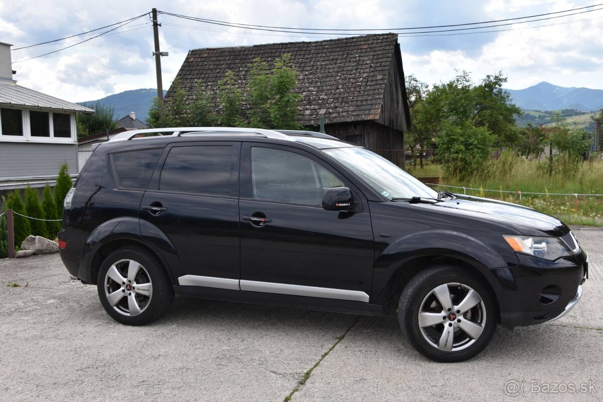 Mitsubishi Outlander 2.0 DI-D Intense - 18