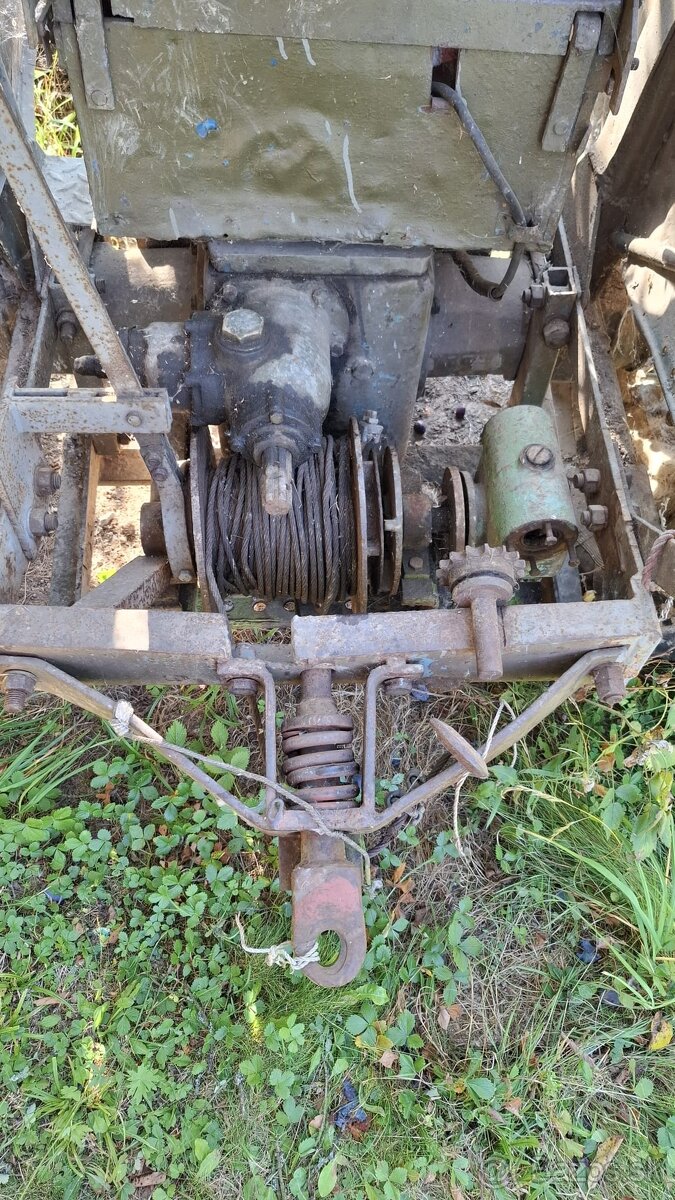 Predám ZETOR 25, funkčný s príslušenstvom - 18