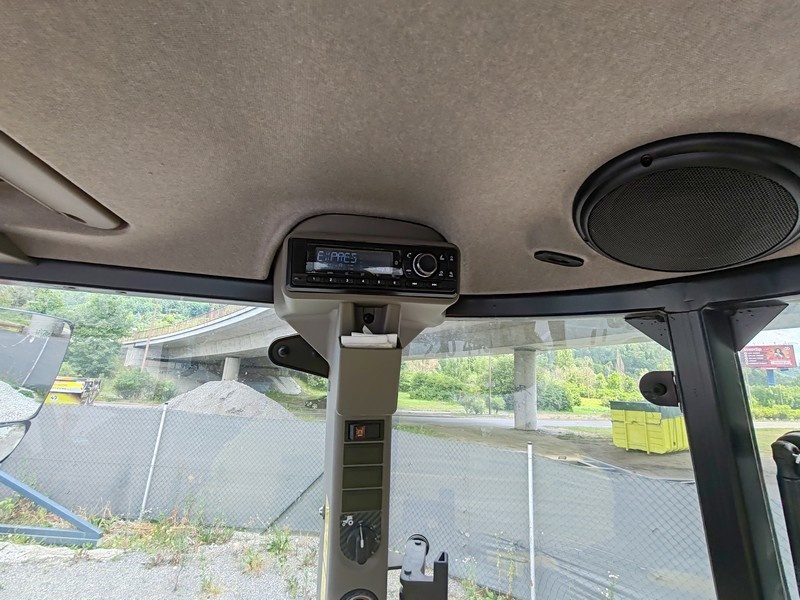 Case IH Farmall 100C HI-LO HD - Kolesový traktor - 18