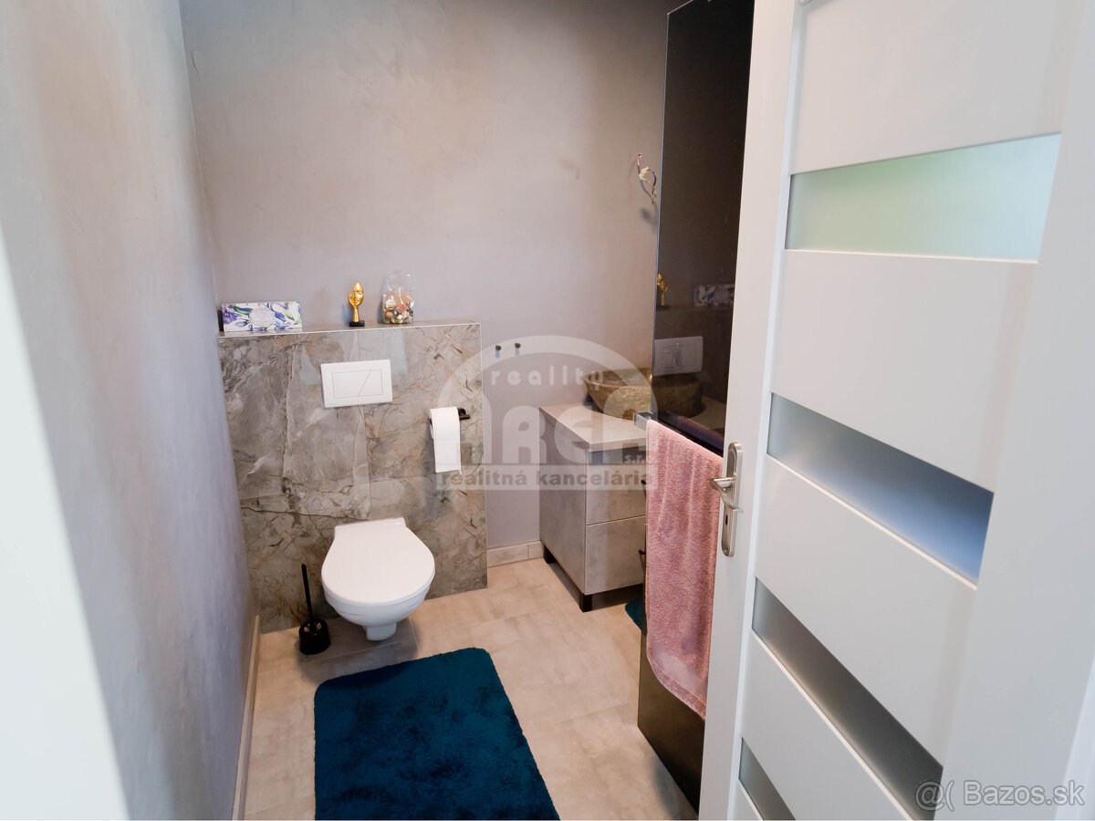 VÝRAZNÁ ZĽAVA Krásny bungalov v obci Petrovce nad Laborcom - 18