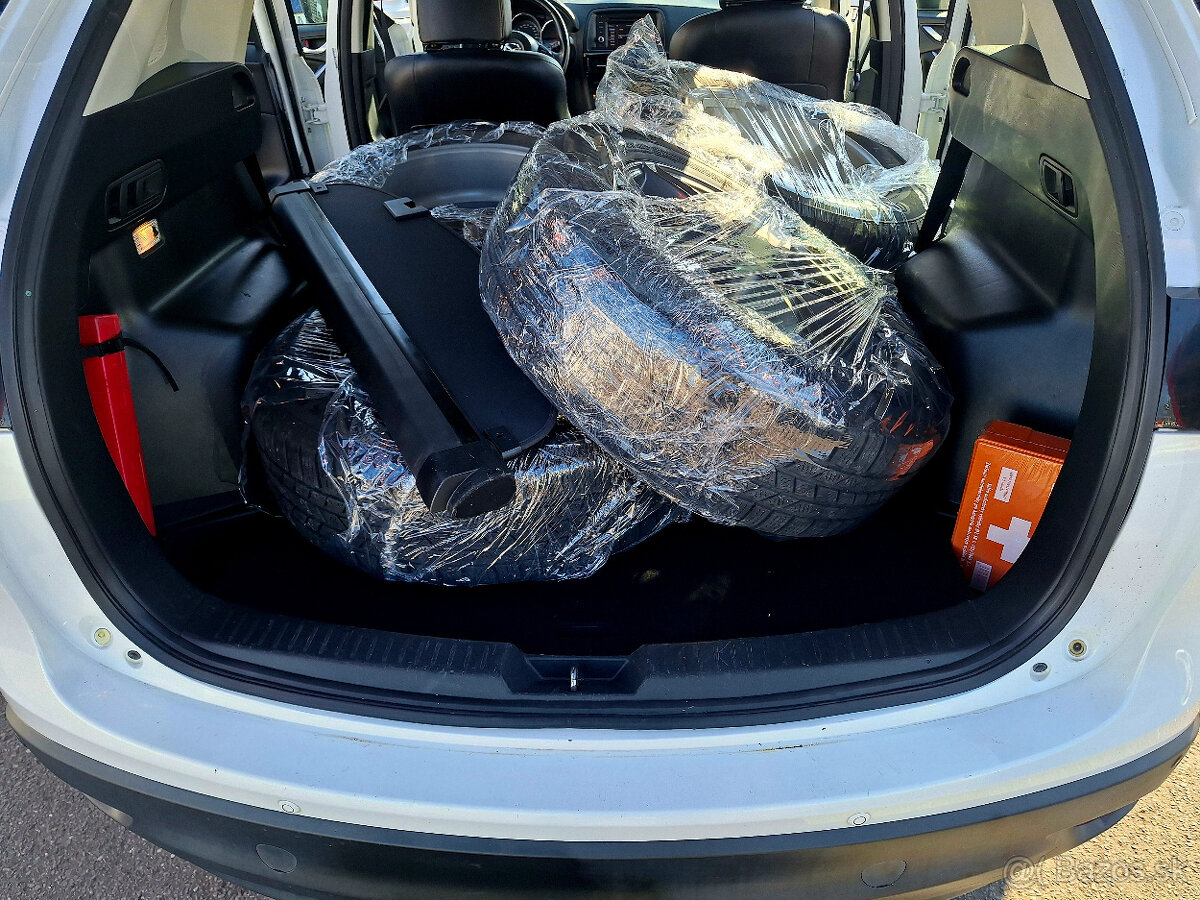 Mazda CX-5 2.2 Skyactiv-D 175k AWD Revolution A/T - 18