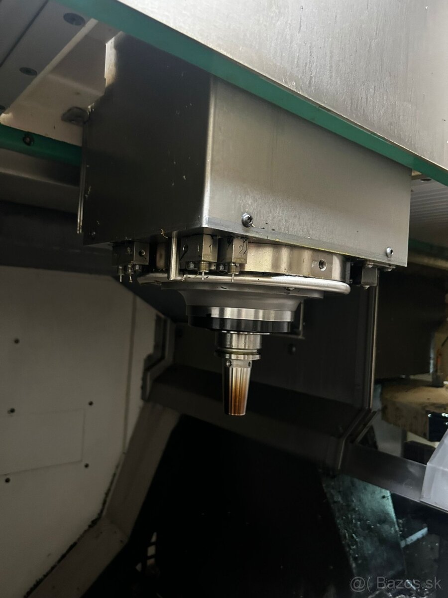 CNC obráběcí 5-ti ossé centrum MICRON - 18