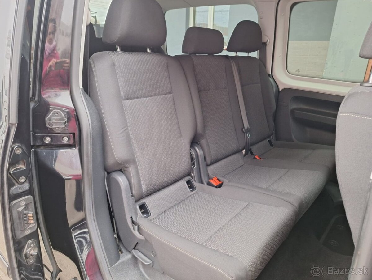 VOLKSWAGEN CADDY MAXI 1,4i 7míst záruka km - 18
