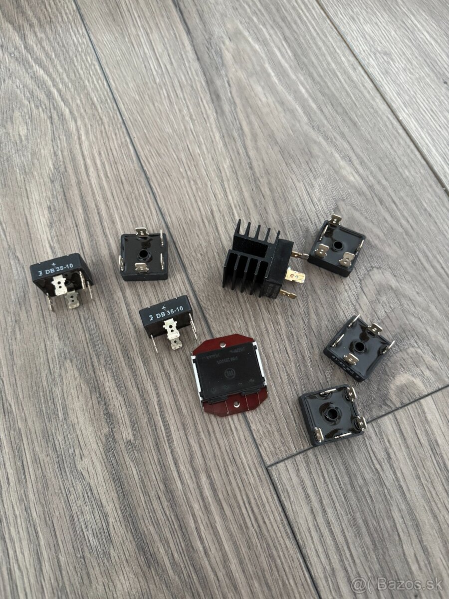 Elektro súčiastky - 18